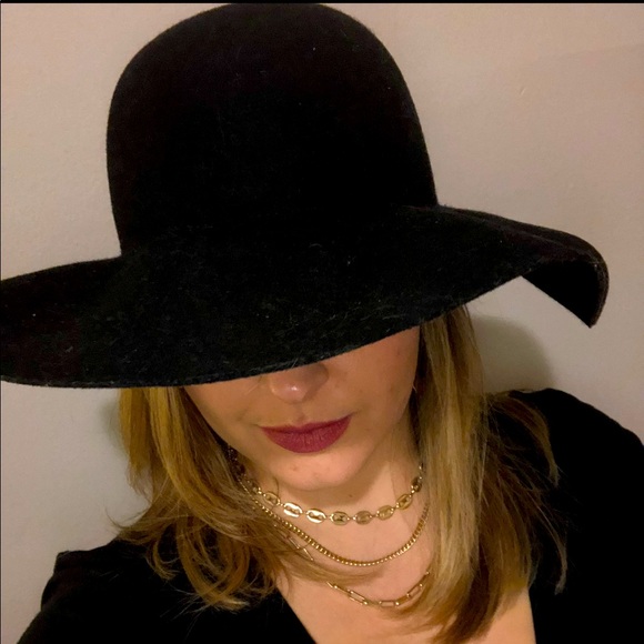 Vintage medium wide brim Wool felt ladies hat- black - Picture 1 of 4